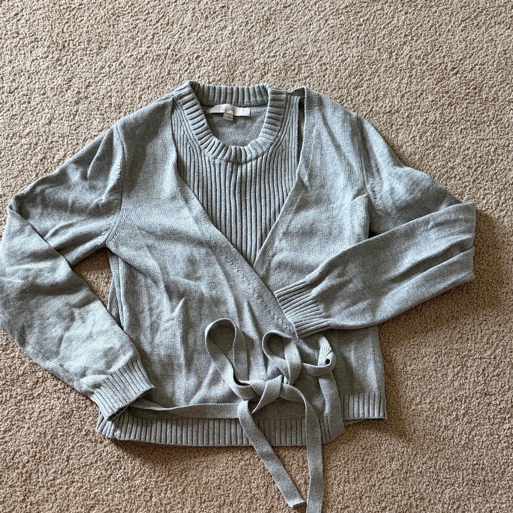 Light Gray Wrap Cardigan Sweater with Ribbed Pullover